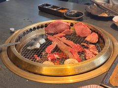 -铭牛烧肉·和牛海鲜自助(高新月牙湖店)