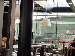 -麦当劳(深圳北站高铁店)