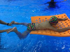 -乐悠游亲子游泳俱乐部