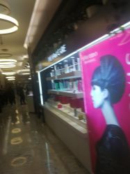 -AKOZO Beauty Salon