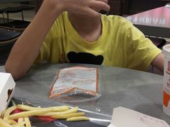 -麦当劳(国际大厦店)