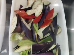 -鑫渔港海鲜本地菜·山海关浑锅(东戴河店)