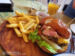-羽深肉铺 Steak & Wine