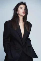 点击看大图 -定格摄影·轻奢定制写真馆