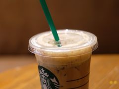 -星巴克(重庆火车北站北广场II店)