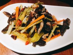 -黑鸡小馆(金源店)