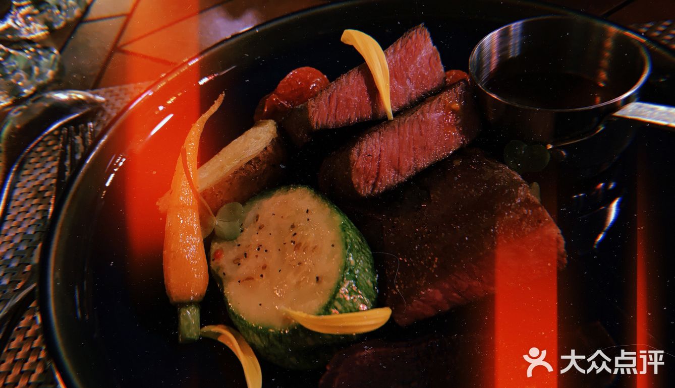 Mezomd曼索蒂西班牙餐厅
