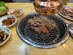 -牛信亭韩国料理·炭火烤肉(紫藤路店)