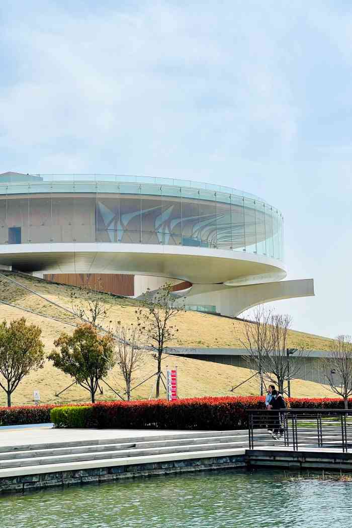 郑东新区龙湖公共艺术中心-"回郑州前就一直寻找拍照胜地第一名 公共.