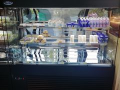 面包甜点陈列柜-老乡鸡(亚夏汽车城同创科技园店)
