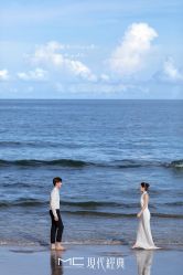 -现代经典婚纱摄影