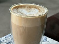 -亚龙湾喜来登·美景台大堂吧