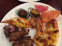 -荣誉国际酒店-云顶旋转餐厅