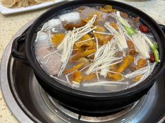 -九寨特色牦牛肉汤锅 羊肉汤锅