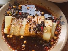 -老鼎万春卤菜(五代传承创始老店)