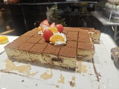 -金马门国际美食百汇(珞喻路店)