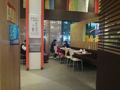 -麦当劳(世界城广场店)