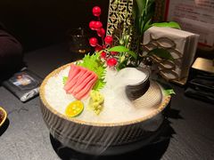 -蟹犇前•帝王蟹雪蟹(陆家嘴店)