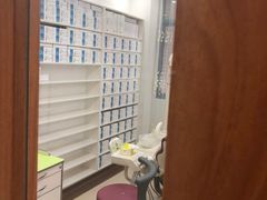 -茂菊口腔连锁(浦东南路店)