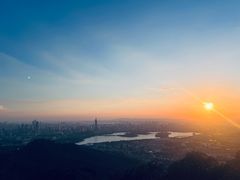 -紫金山山顶公园