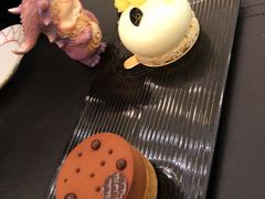 -Salon de The de Joel Robuchon(外滩18号店)