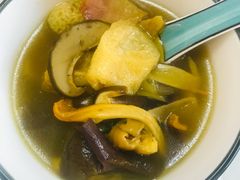 -阿鹏故事野生菌火锅(古城店)