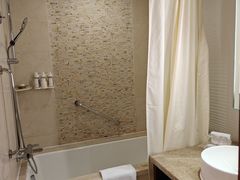 -上海浦东康桥绿地假日酒店