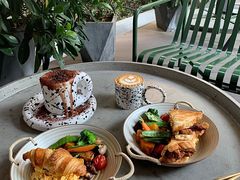-玲婧胡同·生日蛋糕·餐厅(嘉里城店)