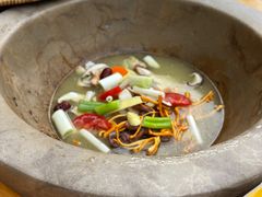 -云南野生菌石锅鱼石锅鸡(大金塔店)