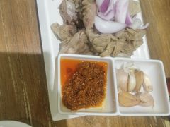 -清真·玛丽亚新疆菜主题餐厅(浙江中路店)