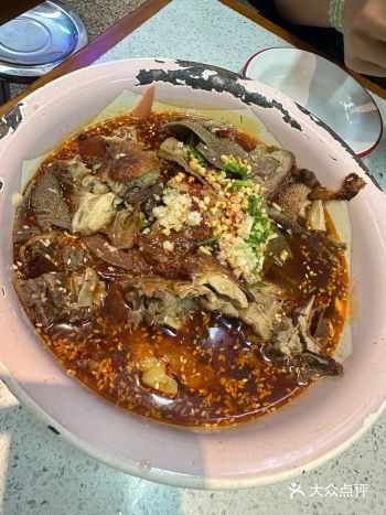 任何人没吃过他家的钵钵鸡我都会伤心的