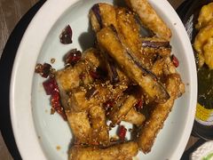 那年秋天的茄子-梧桐树下(云锦世家店)
