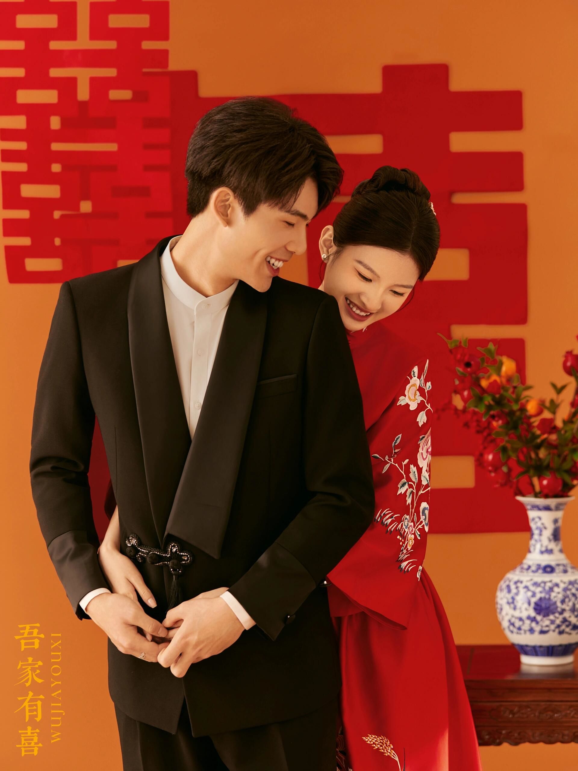 婚纱照中
感受岁月沉淀下的古韵之美
「女王·维多利亚婚纱摄影