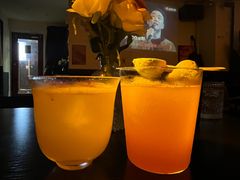 -Mx.cocktail bar