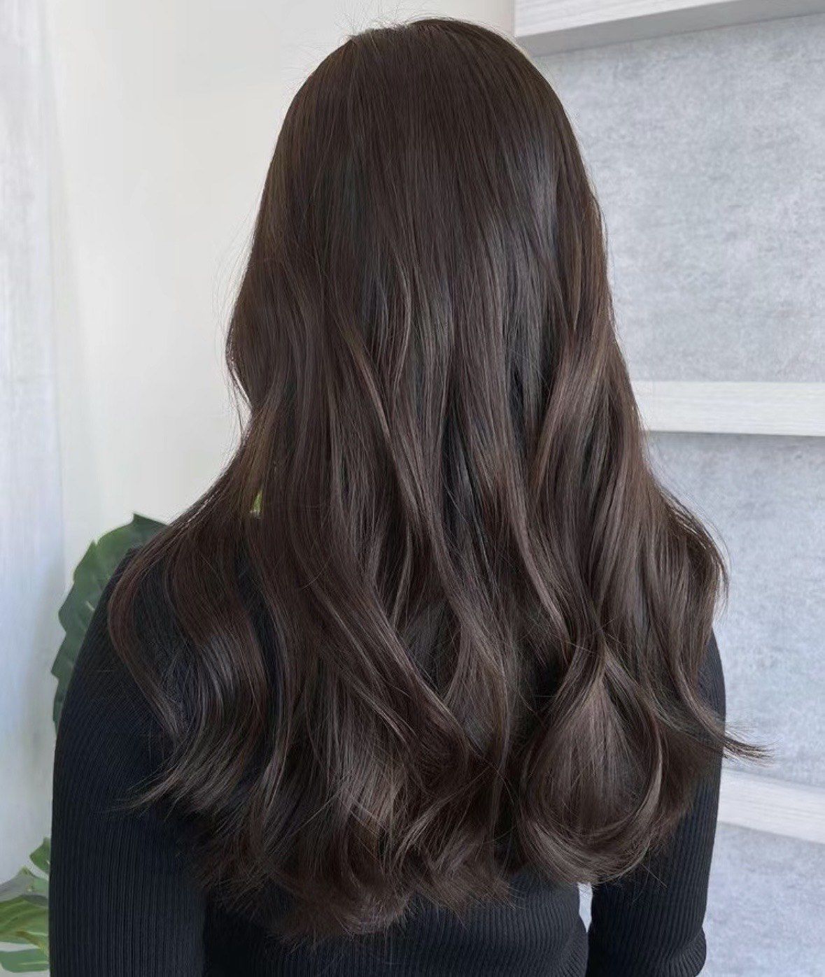 就是她啦!(深咖色)