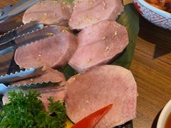 -炼火烤肉店