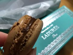 焦糖海盐-ladurée(戴高乐机场T 2F店)