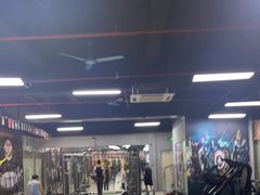 -星动力健身俱乐部(新塘店)