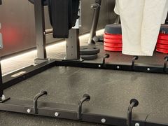 -Z&B Fitness Studio·Gym(前滩L+PLAZA店)