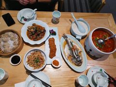 -荷花亭·湖北融合菜(十堰武商MALL店)