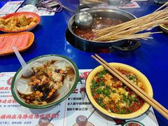 -马路边边串串香(苗栗路店)