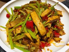 -建辉湖南土菜馆(南大街店)