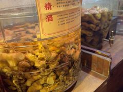 -霄汉牛三鲜湖北砂锅菜(万松园2店)