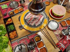 -青瓦炭韩潮烤肉(花园道店)