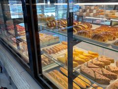 面包甜点陈列柜-金凤成祥(草桥店)