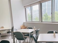 -杭州中升之星奔驰4S店(滨江店)