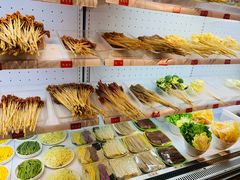 -马路边边串串香(苗栗路店)