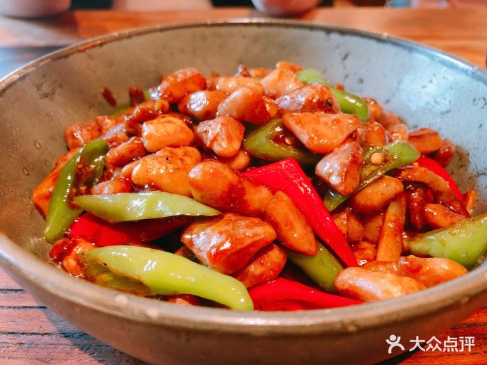 香钿创意楚菜(汉街店)野菱角牛肉丝图片 - 第6张