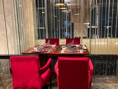 -粤尚腾香居中餐厅(首都机场希尔顿店)