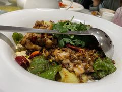 香辣牛蛙-石头咕(葵蓬店)